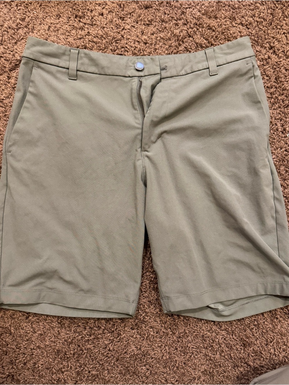lululemon athletica Men's ABC Commission shorts - Grey Sage